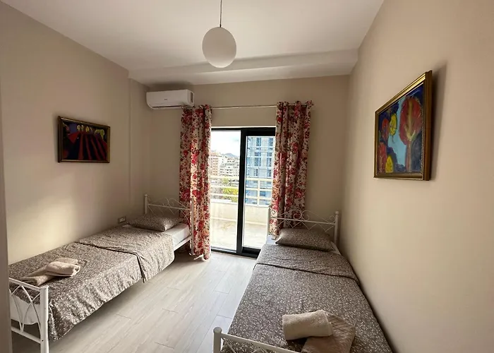 Skyline Panoramic * Τίρανα