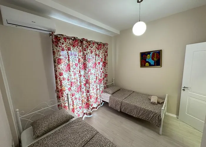 Skyline Panoramic Τίρανα